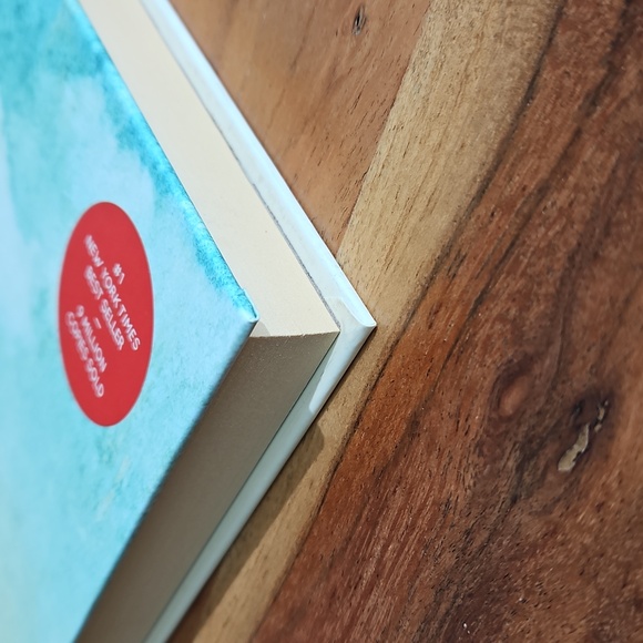 The Life Changing Magic Of Tidying Up by Marie Kondo - Picture 5 of 10